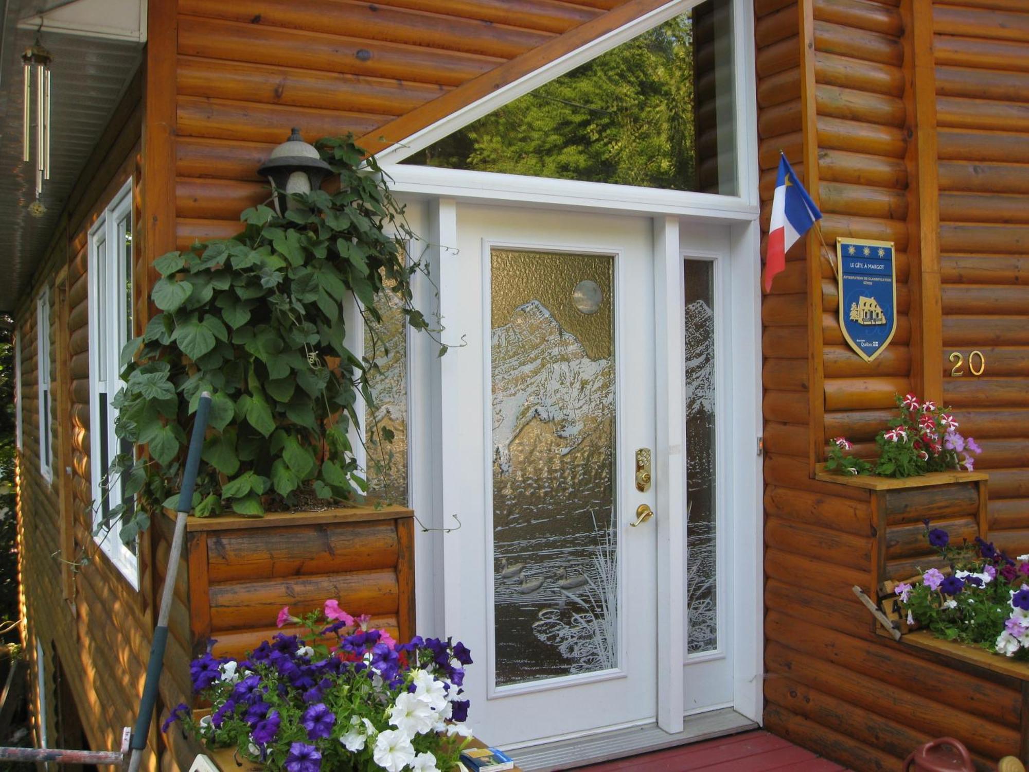 Le Gite A Margot Bromont Exterior photo